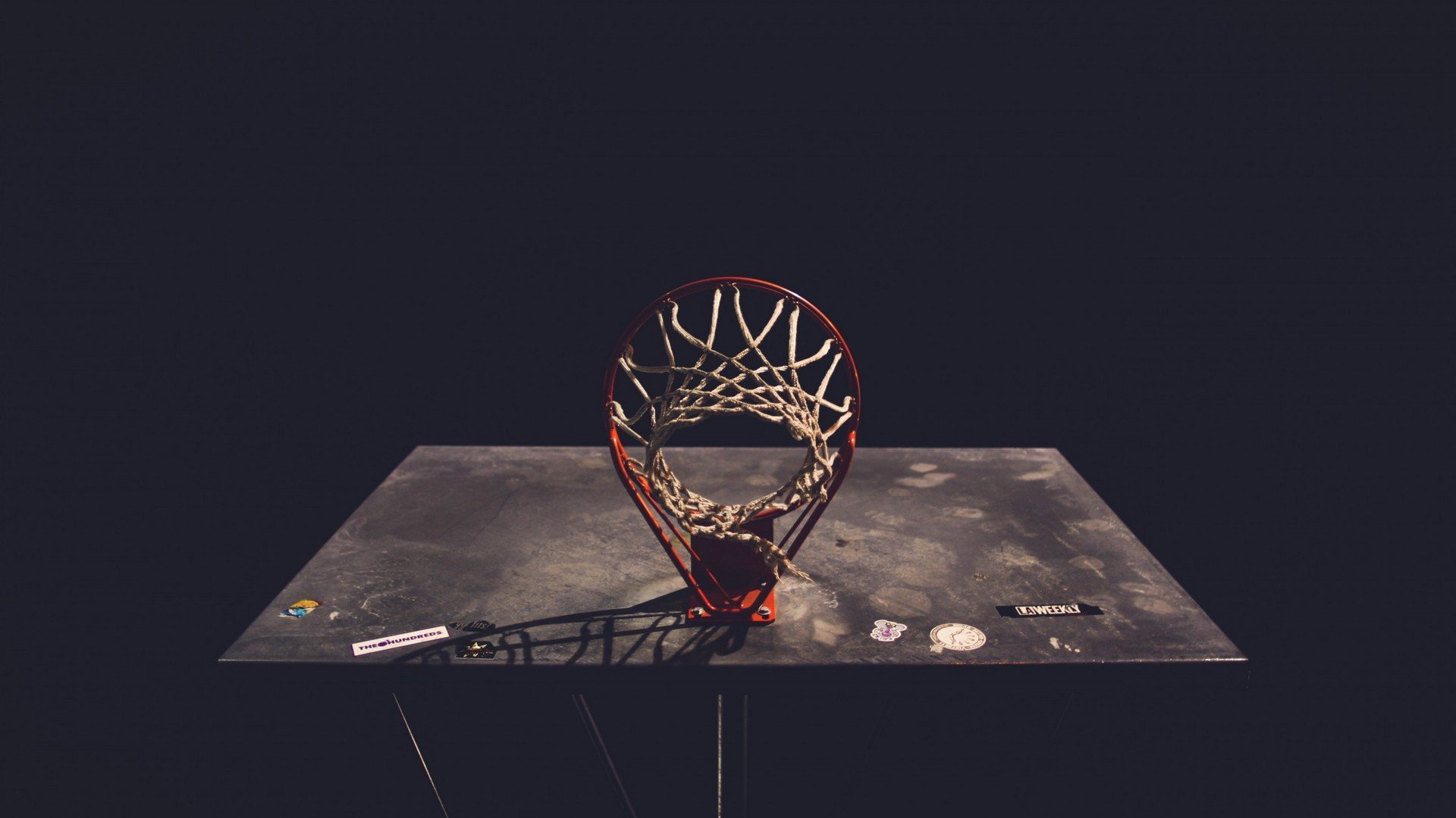 篮球俱乐部青训营与中学合作开设校内训练班，篮球青少年训练营